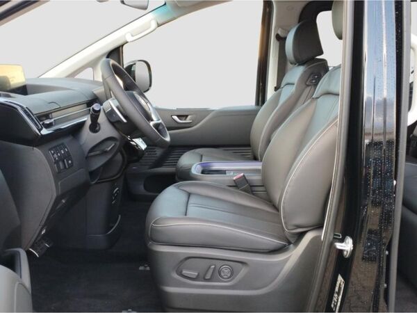 Hyundai STARIA 1.6 T-GDI Hybrid Signature Panoramadach bild 4