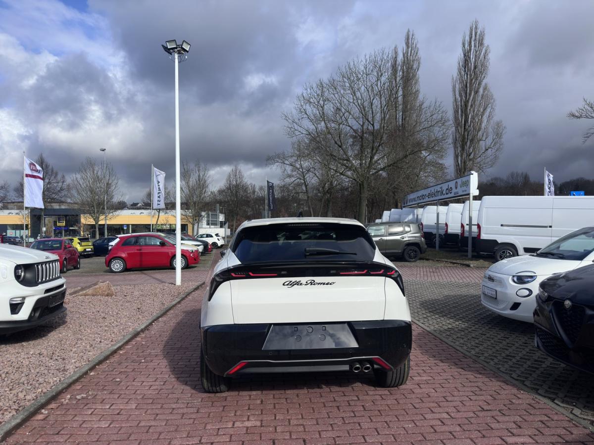 Alfa Romeo Junior Sport Speciale e-DCT6 ab 199? mtl. Leasen bild 5