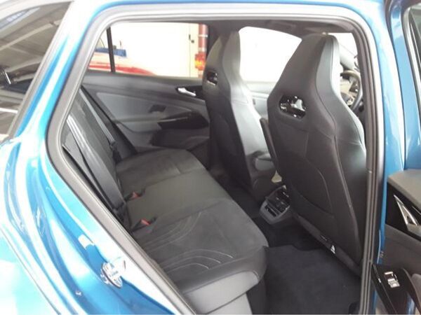 Volkswagen ID.4 Pro 210kW - Pano AHK HUD ACC Wärmepumpe Rear View PDC Navi Massage SHZ LM DCC bild 4