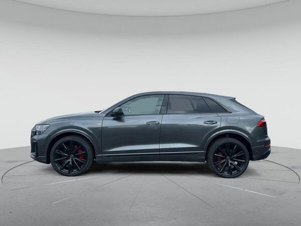 Audi Q8 SUV TFSI e qu. tiptr. S line business AHK HUD MATRIX bild 4