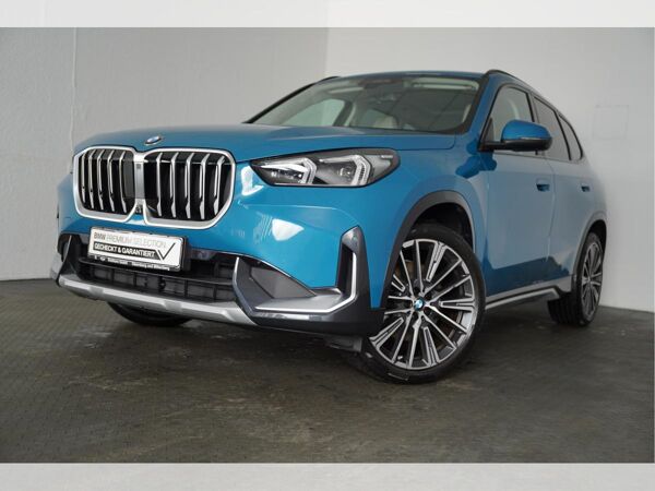 BMW X1 xDrive 23d xLine AHK,PGSD,360GRAD KAMERA,ACC,H/K SOUND,NAVI,LED-SW,el. SITZE,MASSAGESITZ bild 1
