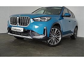 BMW X1 xDrive 23d xLine AHK,PGSD,360GRAD KAMERA,ACC,H/K SOUND,NAVI,LED-SW,el. SITZE,MASSAGESITZ