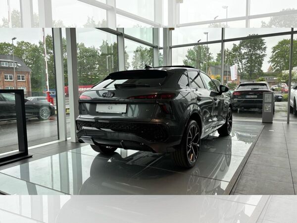 Audi Q3 Sportback e-hybrid Trainiertes Parken Memory bild 3