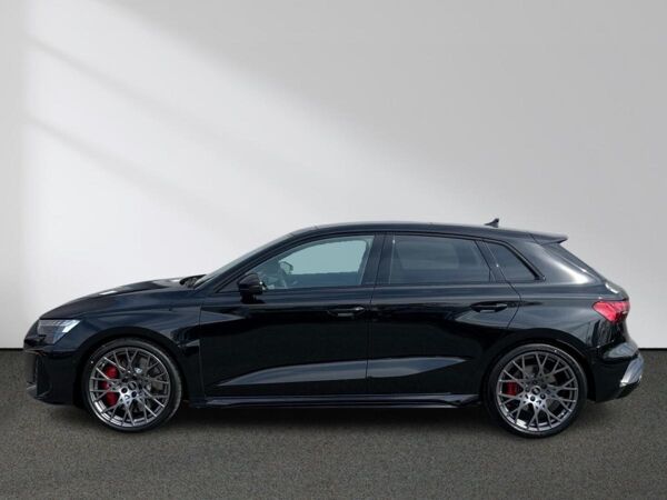Audi RS3 Sportback Panorama Navi Matrix-LED 280 km/h bild 2