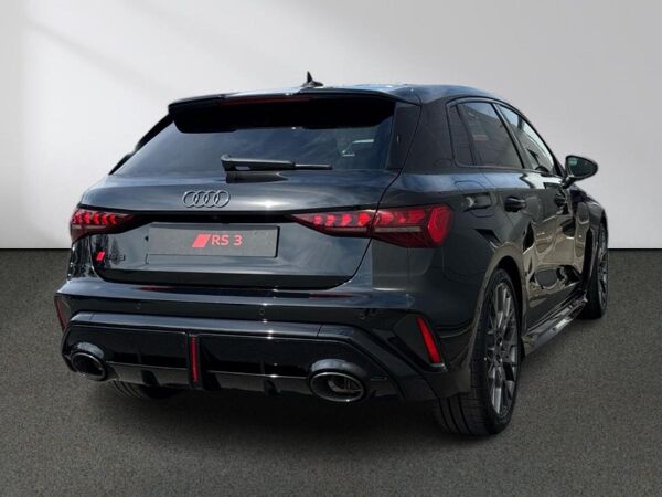 Audi RS3 Sportback Panorama Navi Matrix-LED 280 km/h bild 3