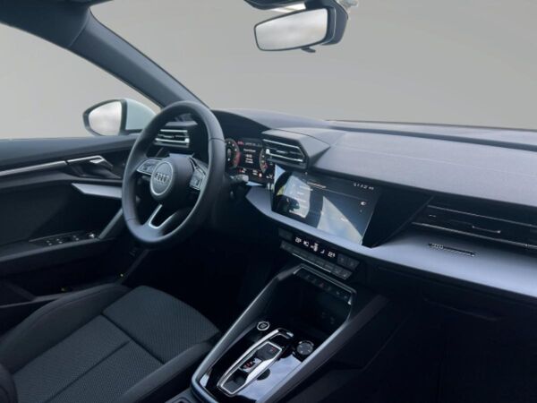 Audi A3 Sportback S line TFSI 85 kW tronic MMI Business-Plus bild 6