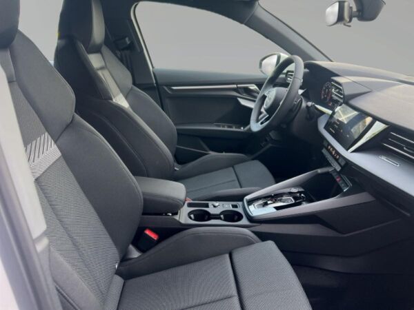 Audi A3 Sportback S line TFSI 85 kW tronic MMI Business-Plus bild 7