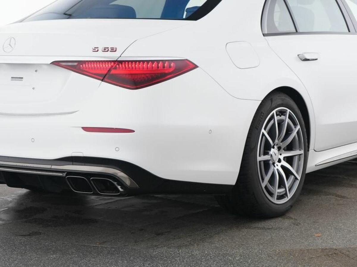 Mercedes-Benz S 63 AMG E Performance DrivePilot+Chauffeur bild 4