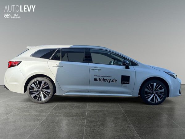 Toyota Corolla TS 2.0 Teamplayer +Technik Paket+Navi+LM+ bild 7