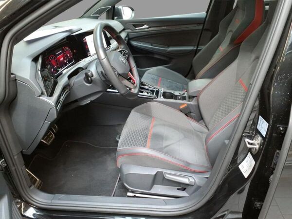 Volkswagen Golf VIII GTI Clubsport 2.0 TSI DCC Pano H+K bild 4