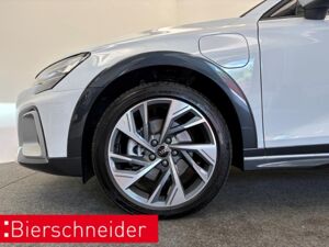 Audi A3 allstreet 40 TFSI e S tronic LED KAMERA AHK ACC 18 DAB 5-J-GARANTIE bild 4