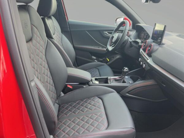 Audi Q2 S line TFSI (150 PS) tronic 19'' Matrix AHK APS-Plus bild 7