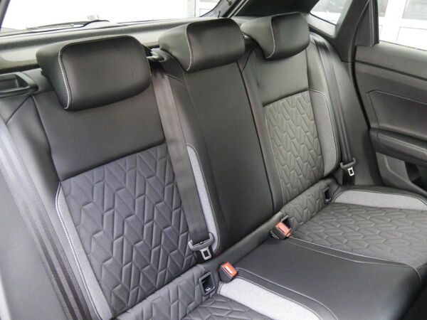 Volkswagen Polo ENERGY1,0 TSI 5-Gang Kamera,Navi,Plus Lagerwagen ! Zulassungsaktion bis Ende Mai ! bild 4