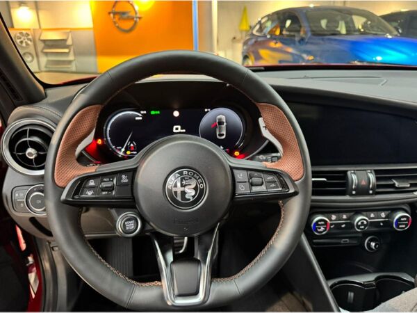 Alfa Romeo Giulia ❗️Für Alfa in Berlin - Sofort Verfügabr ❗️ bild 5