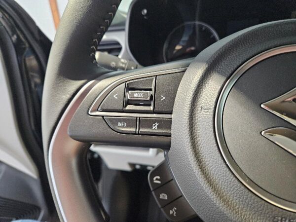 Suzuki Swift „Comfort-Ausstattung, CVT-Automatik, sofort verfügbar in 91522 Ansbach. bild 7