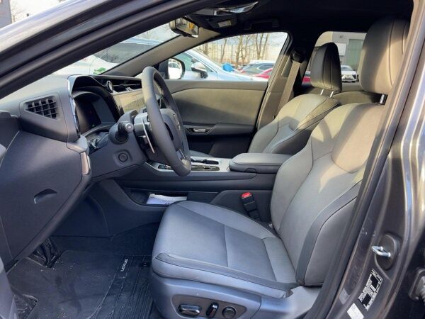 Lexus RZ 350e Executive 💶​🔋​ E Prämie bild 7