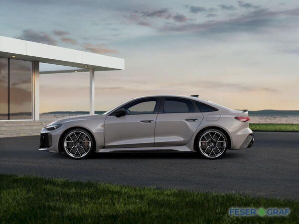 Audi RS5 Limousine tiptronic bild 3