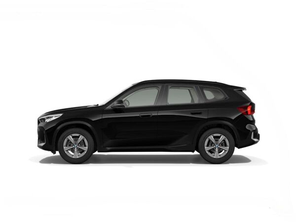 BMW X1 sDrive20i AUT Kam. KlimaA LED LM Navi PDC SHZ bild 2