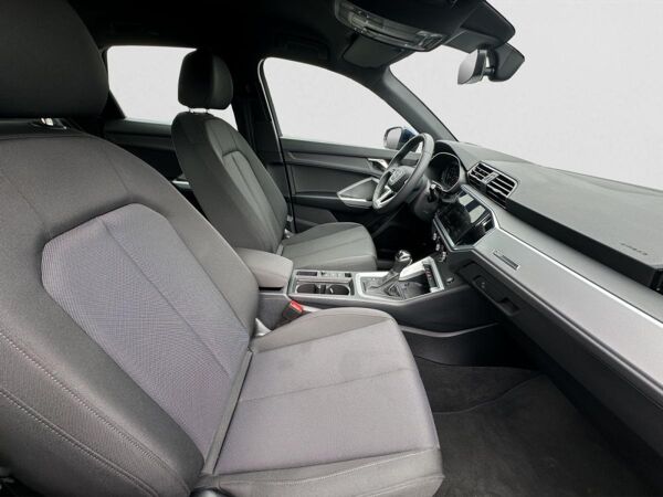 Audi Q3 advanced 35 TFSI S tronic NAVI RFK ACC SHZ bild 5