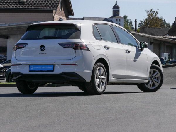 Volkswagen Golf VIII 1.5TSI Standheiz Pano Memorysitze HuD Matrix bild 2