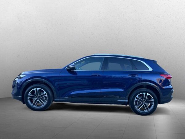 Audi Q5 quattro❗AHK❗Tech pro❗Sofort verfügbar❗Gewerbe + Privat❗ bild 3