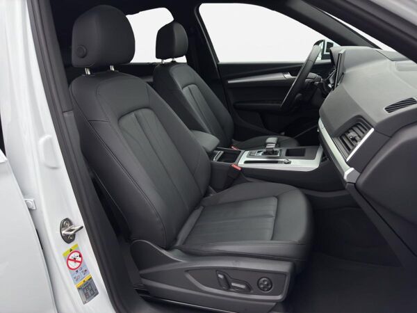 Audi Q5 Sportback 40 TDI quattro advanced*NAVI-PLUS*MATRIX*HUD*AHK*PANO*OPTIK-PAKET bild 4