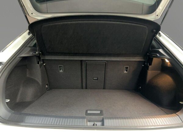 Volkswagen T-Roc 1.5 TSI R-Line DSG AHK Rear View Navi App bild 5