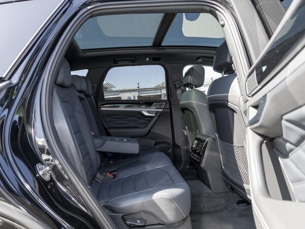 Volkswagen Touareg 3,0 TSI R-Line [DYNAUDIO Consequence][Massagesitze][AHK] *sofort verfügbar* bild 5