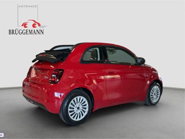 Fiat 500e CABRIOLET bild 7