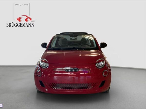 Fiat 500e CABRIOLET bild 2