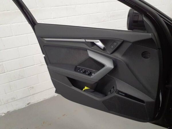 Audi A3 Sportback S line 45 TFSI e S tronic *HUD* bild 5