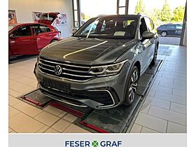 Volkswagen Tiguan Allspace R-Line 2.0 TDI 4MOTION AHK PANO