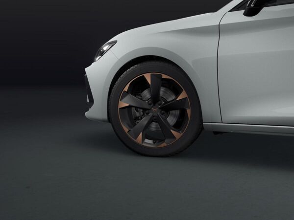 Cupra Leon ST 2.0 TDI DSG +AHK+MATRIX+SENNHEIS+PDC+SHZ bild 4