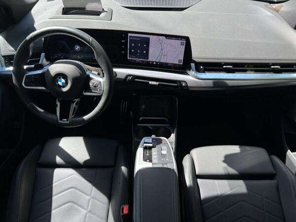 BMW 223d xDrive Active Tourer M Sport HUD ACC PA+ DA Prof bild 4