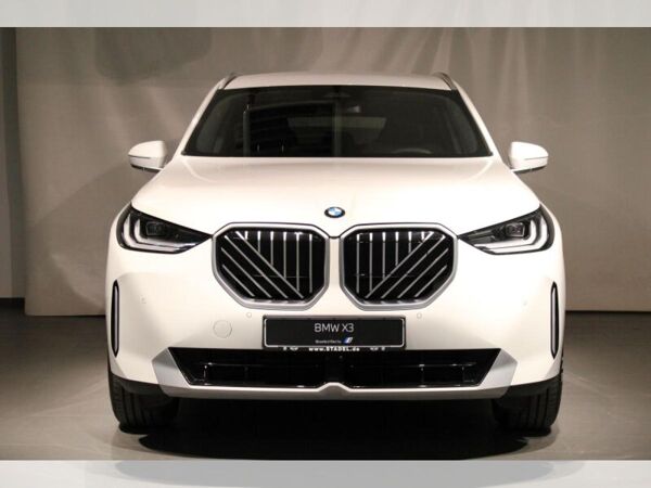 BMW X3 20d xDrive LAGERAKTION! bild 2