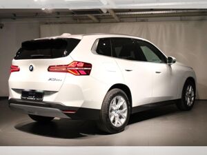 BMW X3 20d xDrive LAGERAKTION! bild 4