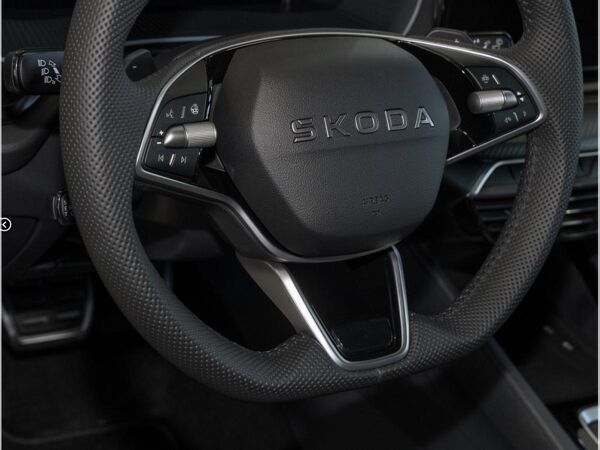 Skoda Octavia Combi Sportline Privat*ab 375€ brutto mtl** möglich-Sofort verfügbar* bild 6