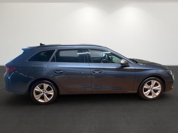 Seat Leon Sportstourer FR 2.0 TDI 110kW DSG - LED Vision Plus Navi Virtual Cockpit  ACC AHK LM MFL bild 2
