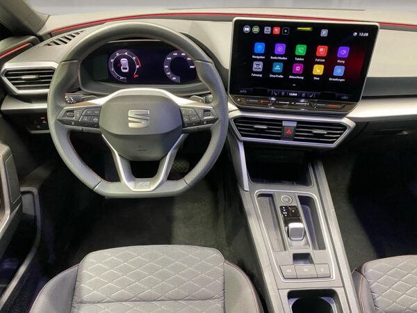 Seat Leon Sportstourer FR 2.0 TDI 110kW DSG - LED Vision Plus Navi Virtual Cockpit  AHK LM ACC MFL bild 3