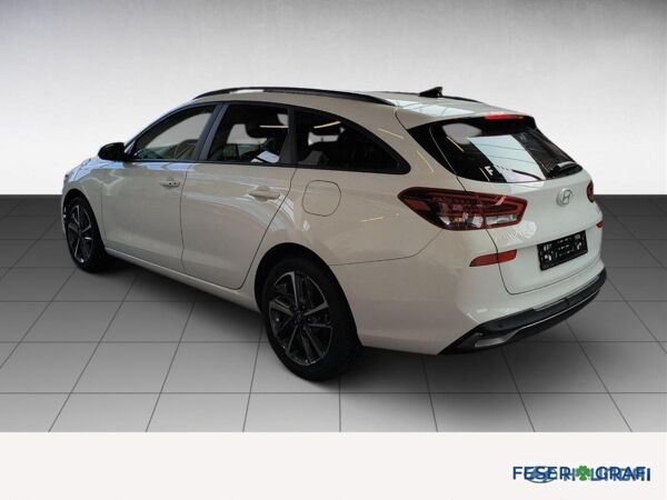 Hyundai i30 ADVANTAGE DCT KOMBI NAVI LED SHZ LHZ CARPLAY bild 5