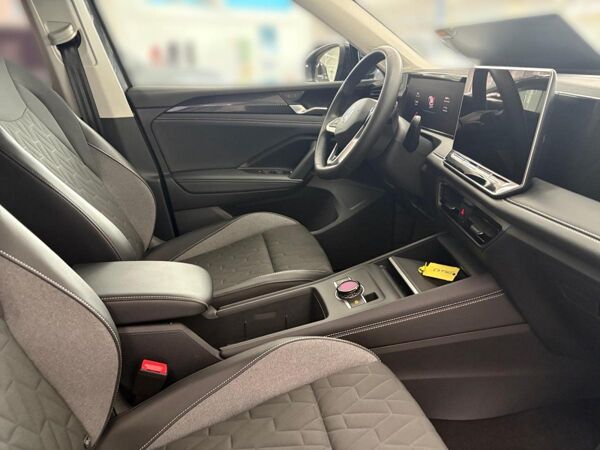 Volkswagen Tiguan 2.0 TDI DSG GOAL+AHK+360°+LED+ACC+VIRTUAL+NAVI+SHZ+18"+APP-CONN bild 7