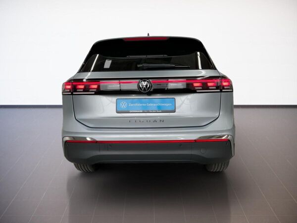 Volkswagen Tiguan ELEGANCE 2.0TDI DSG ACC.5J-G.AHK.KAMERA.NAVI+VC.LED.APP-C.LKRD-HZG bild 4