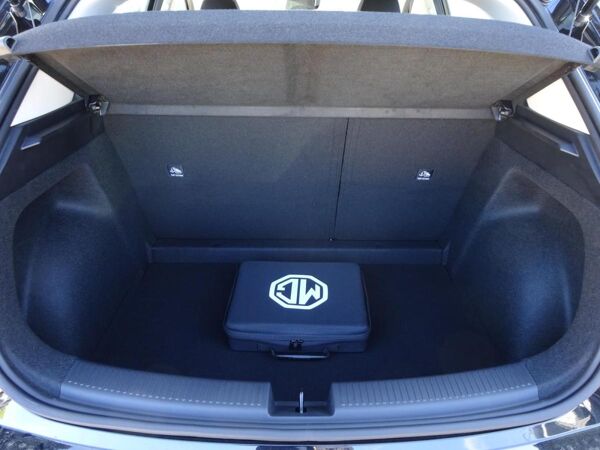 MG MG4 Urban 43 kWh Comfort *Privat* bild 4
