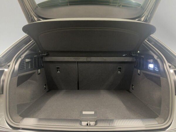 Audi Q2 35 TDI S tronic 2xS LINE/MATRIX/SONOS/AHK/NAV bild 6