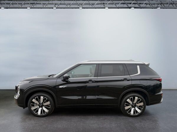 Mitsubishi Outlander Top Luxury mit Standheizung und 360-Grad-Kamera bild 2
