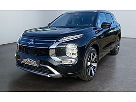 Mitsubishi Outlander Top Luxury mit Standheizung und 360-Grad-Kamera