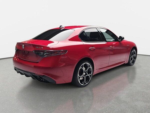 Alfa Romeo Giulia GIULIA 2.2 DIESEL 16V Q4 VELOCE TECHNOLOGIE PAKET bild 4