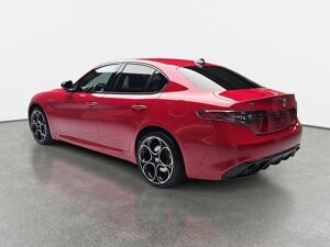 Alfa Romeo Giulia GIULIA 2.2 DIESEL 16V Q4 VELOCE TECHNOLOGIE PAKET bild 5