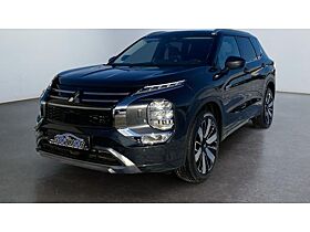 Mitsubishi Outlander Top mit Standheizung und 360-Grad-Kamera