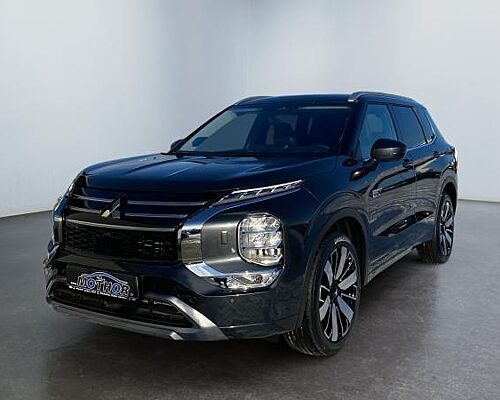Mitsubishi Outlander Top mit Standheizung und 360-Grad-Kamera